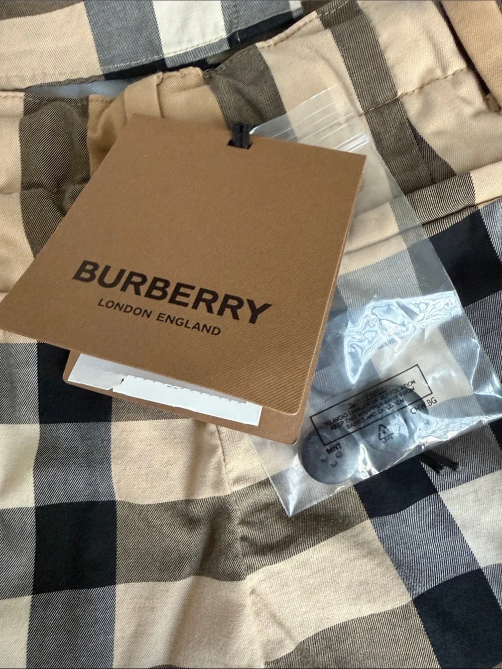 Burberry Kids Tan Black Red Check Short Set Size 3Y
